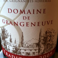 Domaine de Grangeneuve Grignan-les-Adhemar Tradition 2010