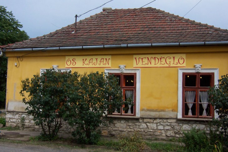 Restauracja Ős Kaján znowu działa. I nadal w formie! © johntra2000.com.