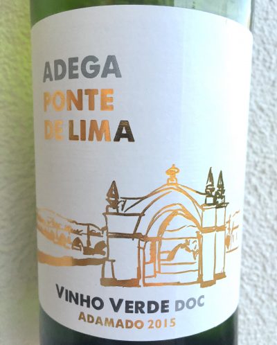 Adega Ponta de Lima Vinho Verde adamado 2015